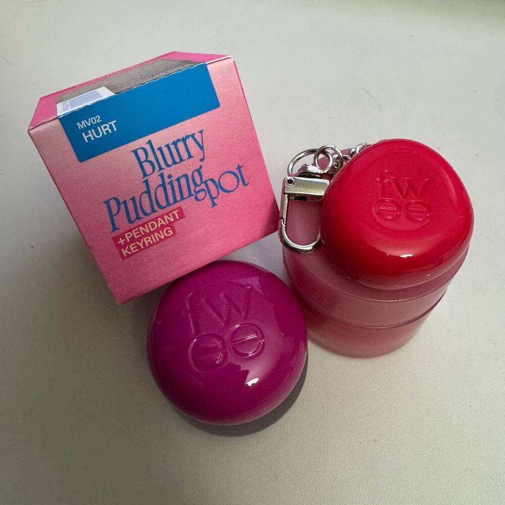 Fwee Blurry Pudding Pot - MV02 HURT + Red Keyring/Keychain